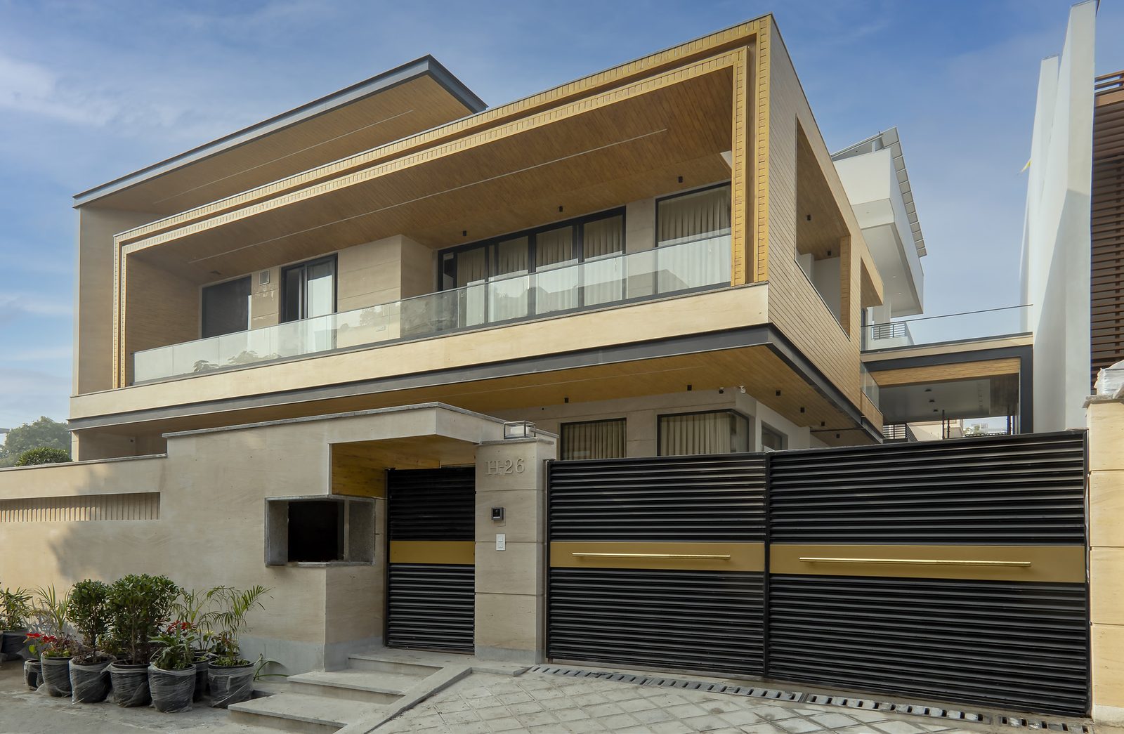 Gates, Slides & Folds facade by Metalia — Ghitorni, New Delhi