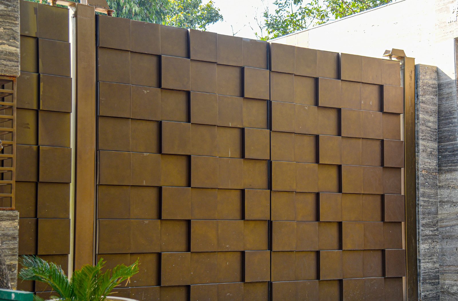 Gates, Slides & Folds facade by Metalia — Greater Kailash 1, New Delhi